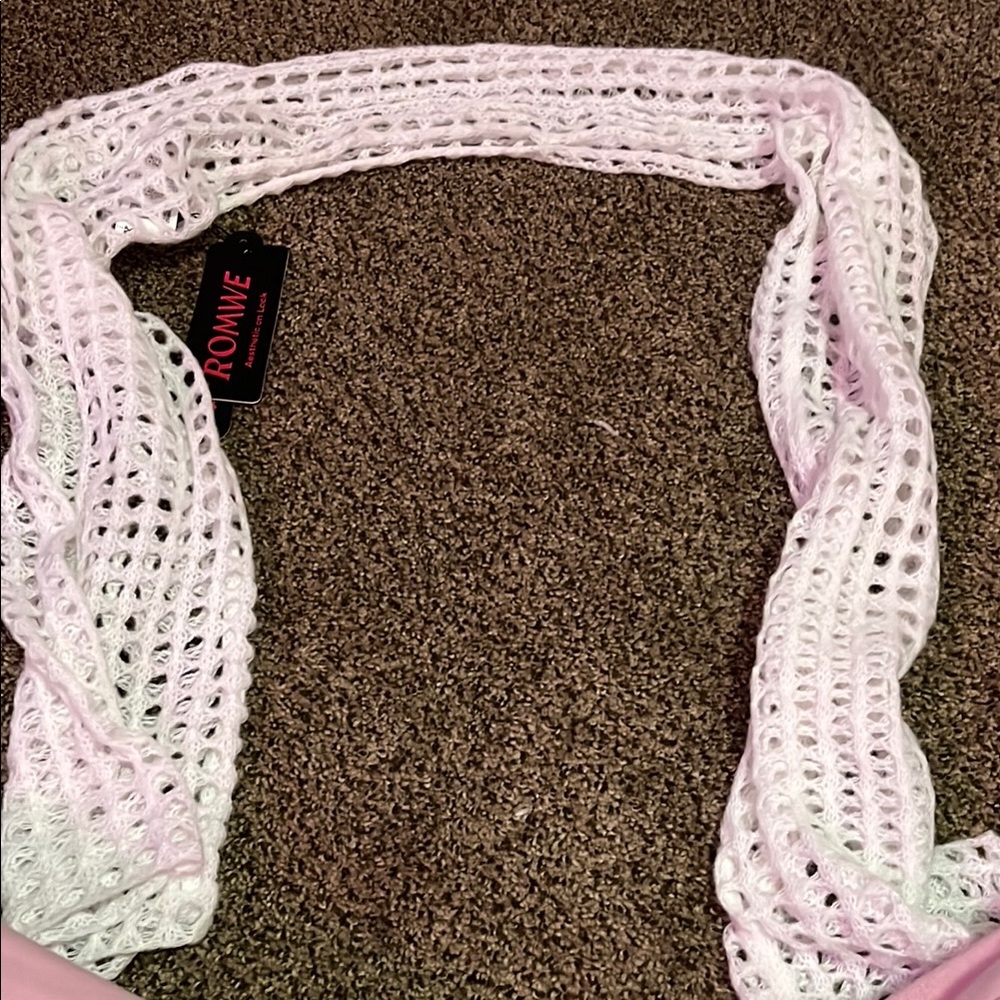 ROMWE White and Pink Lacy Knit Scarf ( never worn)